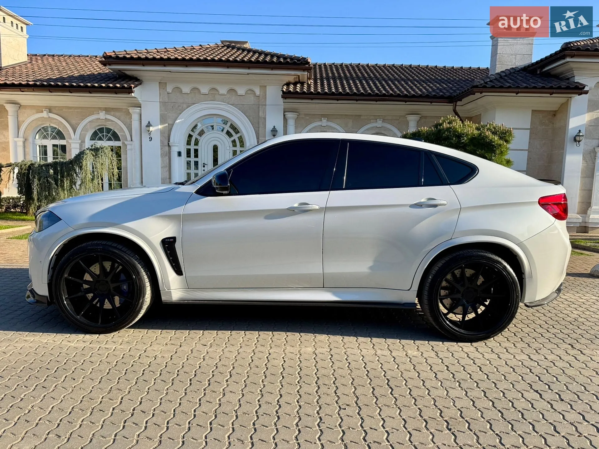 2017 BMW X6 M - мініатюра 11