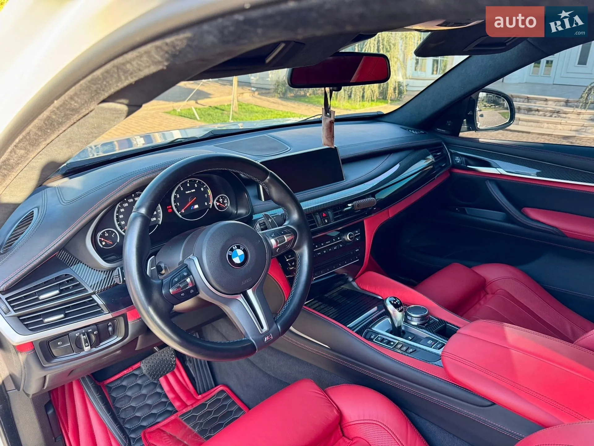 2017 BMW X6 M - мініатюра 33