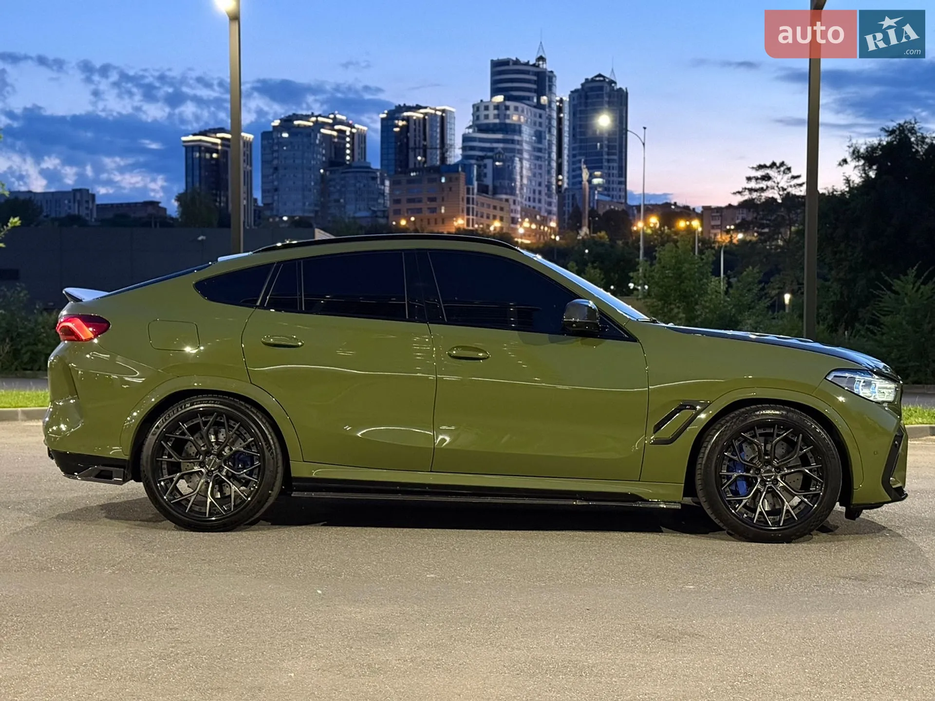 2021 BMW X6 M - мініатюра 12