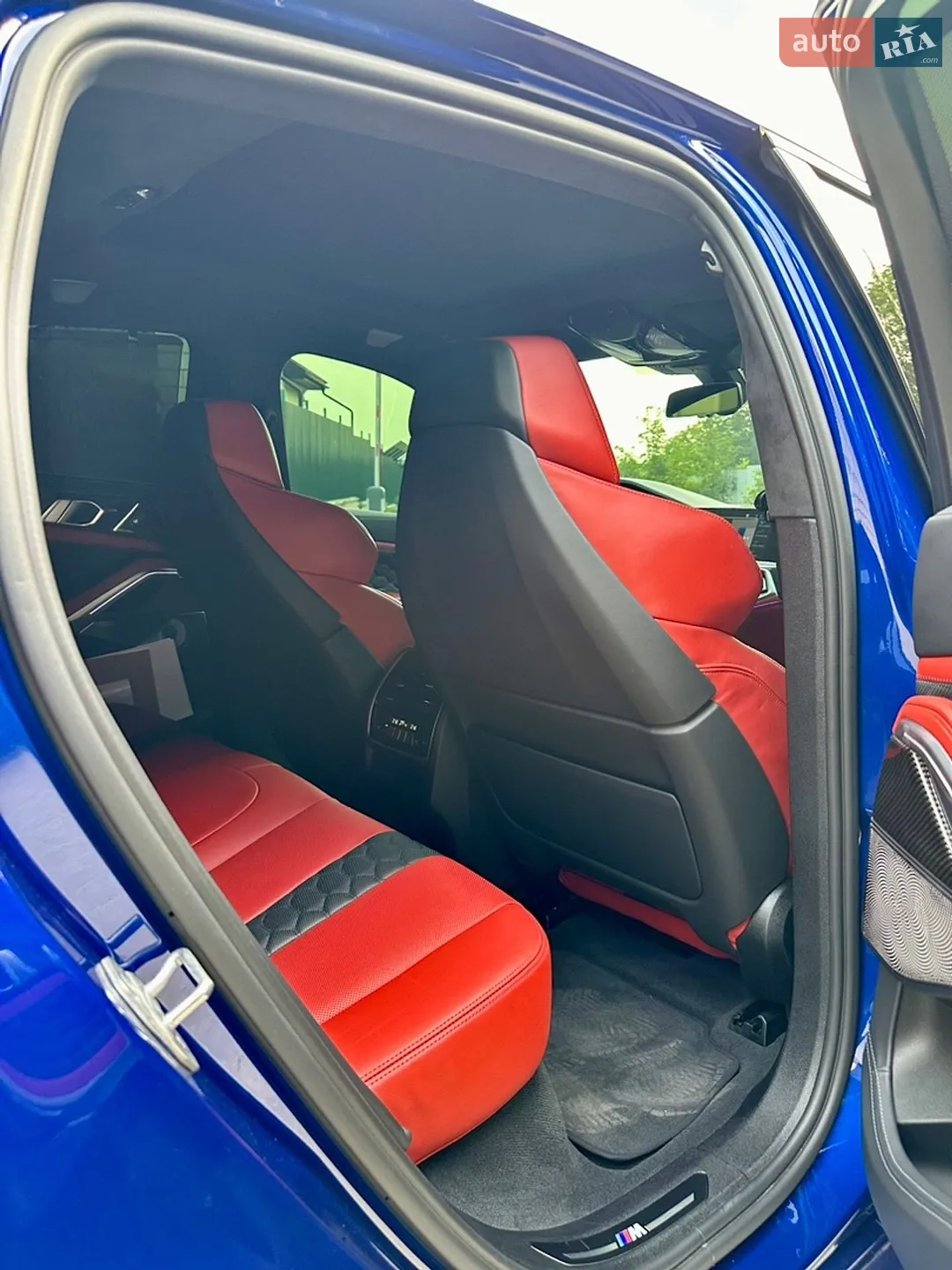 2022 BMW X6 M - мініатюра 53