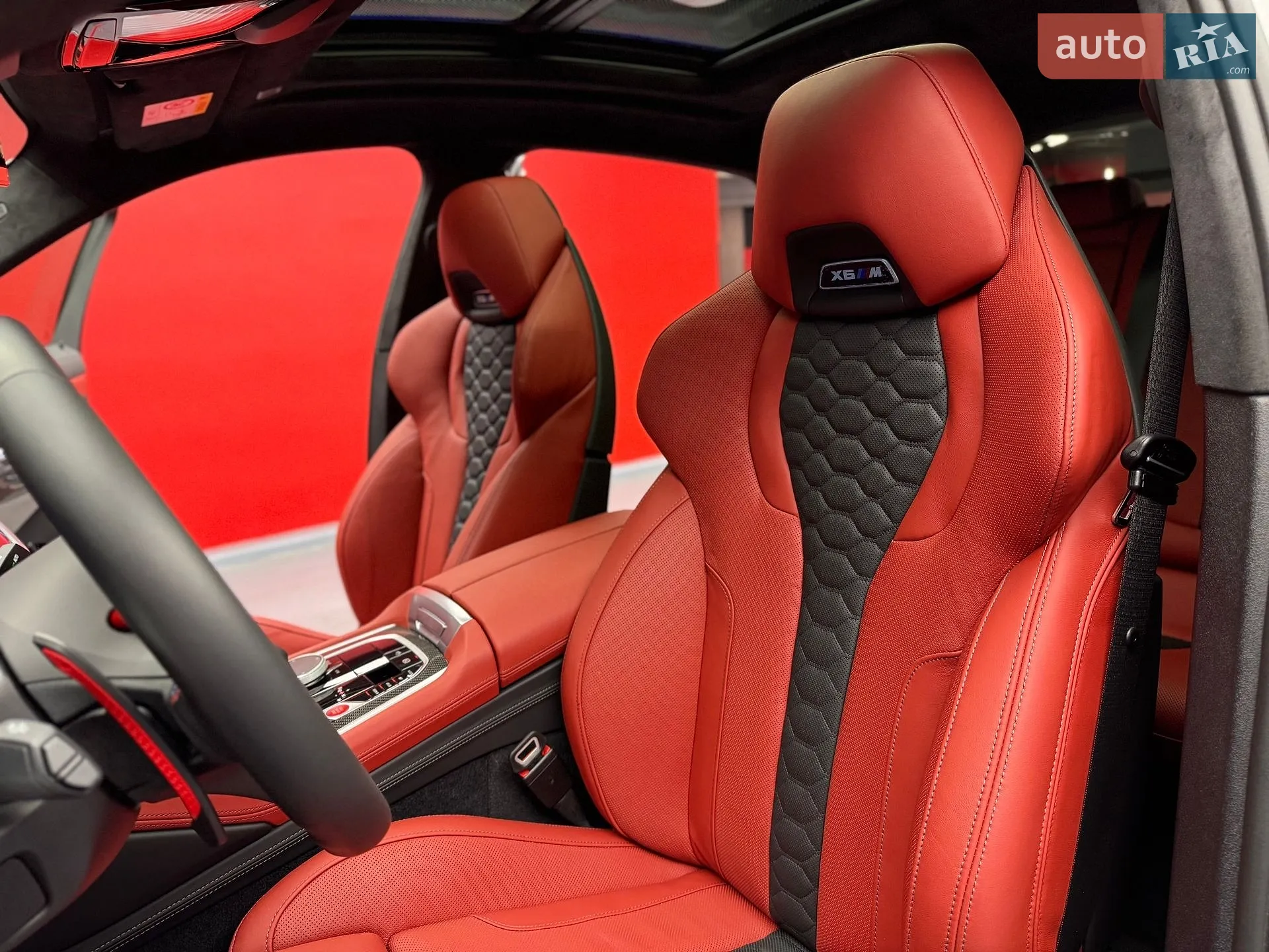 2023 BMW X6 M - мініатюра 31