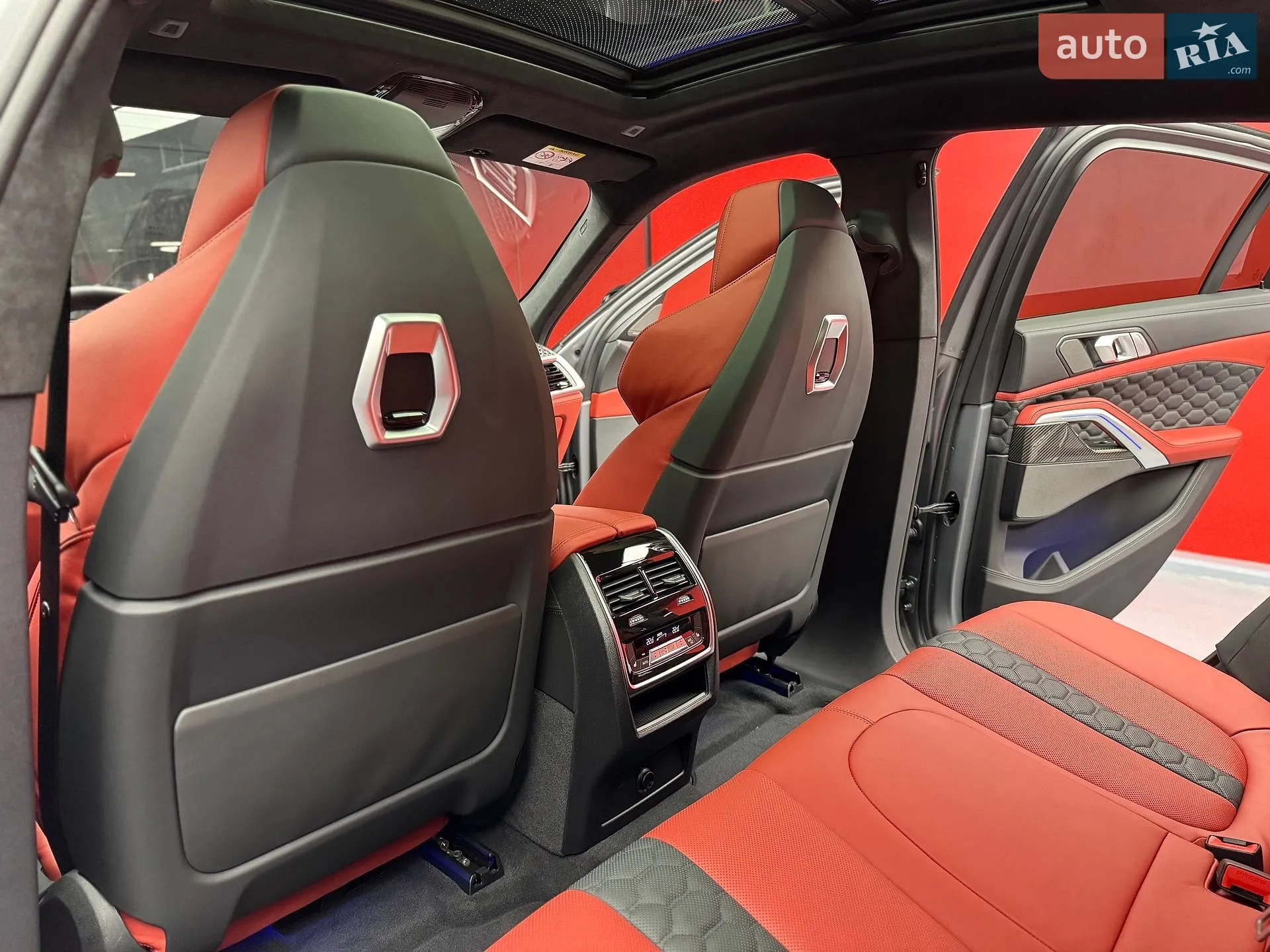 2023 BMW X6 M - мініатюра 49