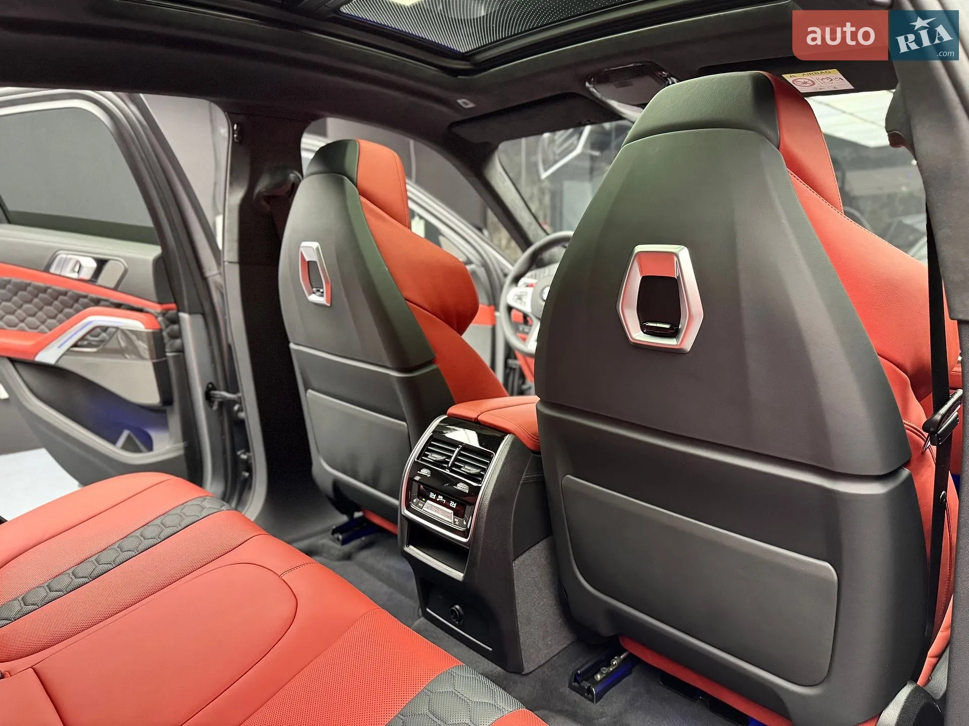 2023 BMW X6 M - мініатюра 56