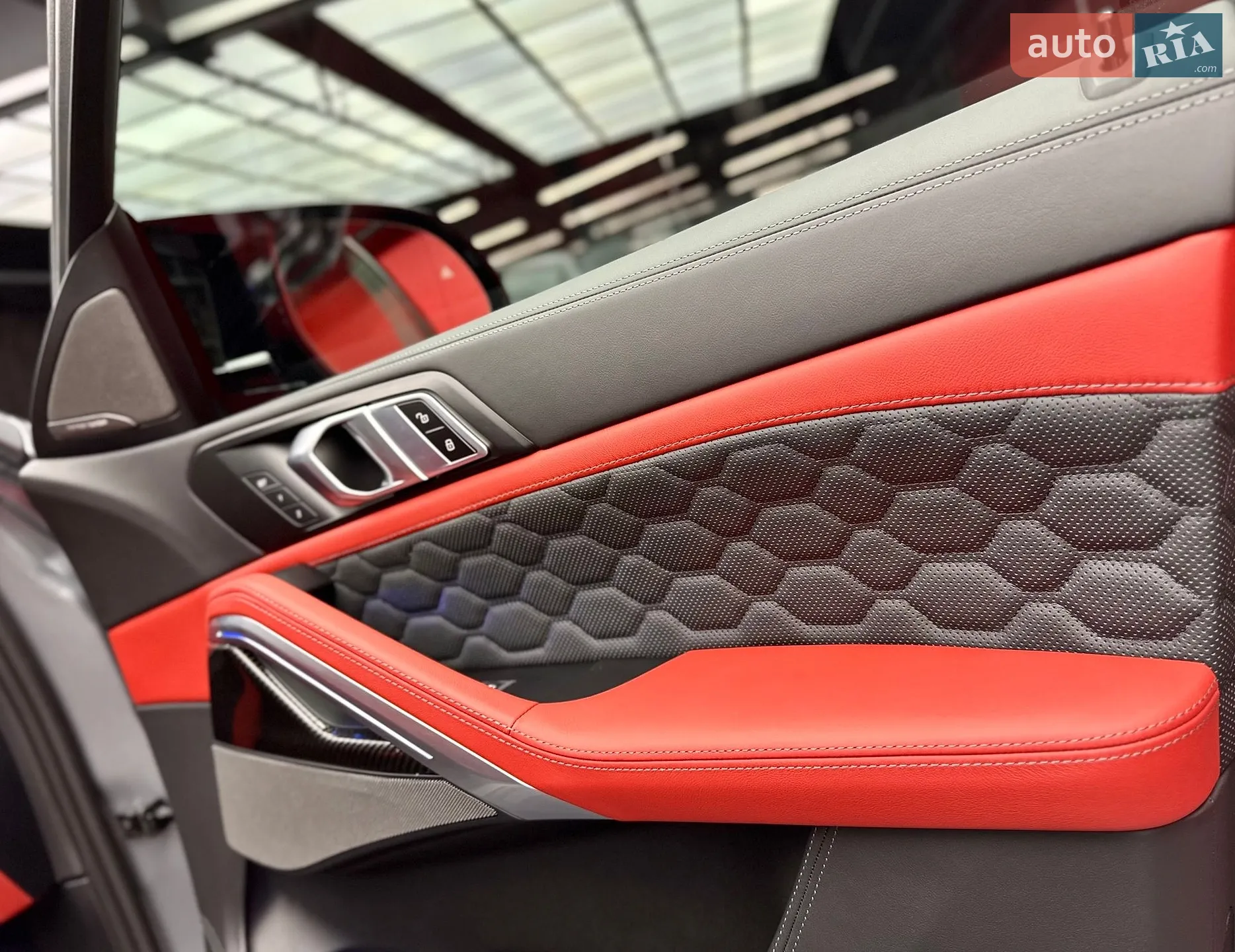 2023 BMW X6 M - мініатюра 61