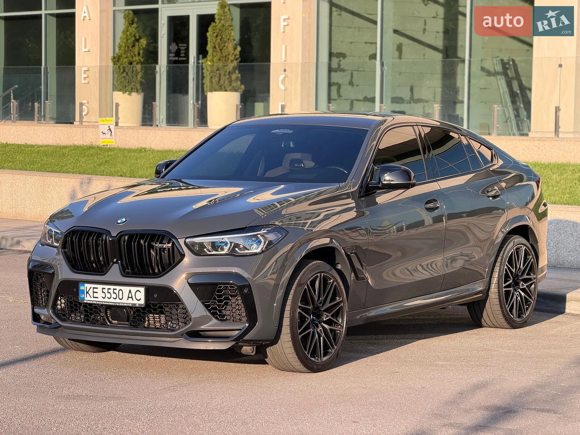 2022 BMW X6 M - фото 1