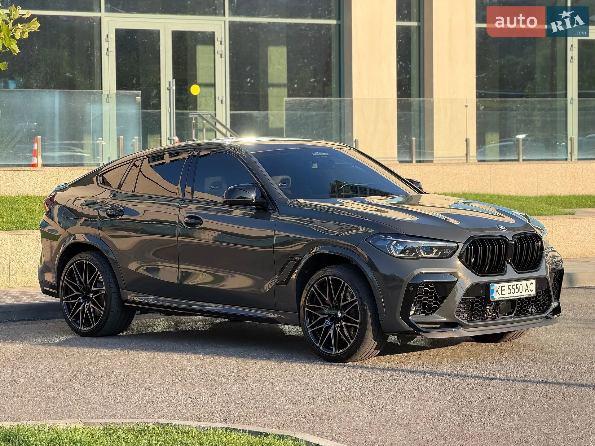 2022 BMW X6 M - мініатюра 6