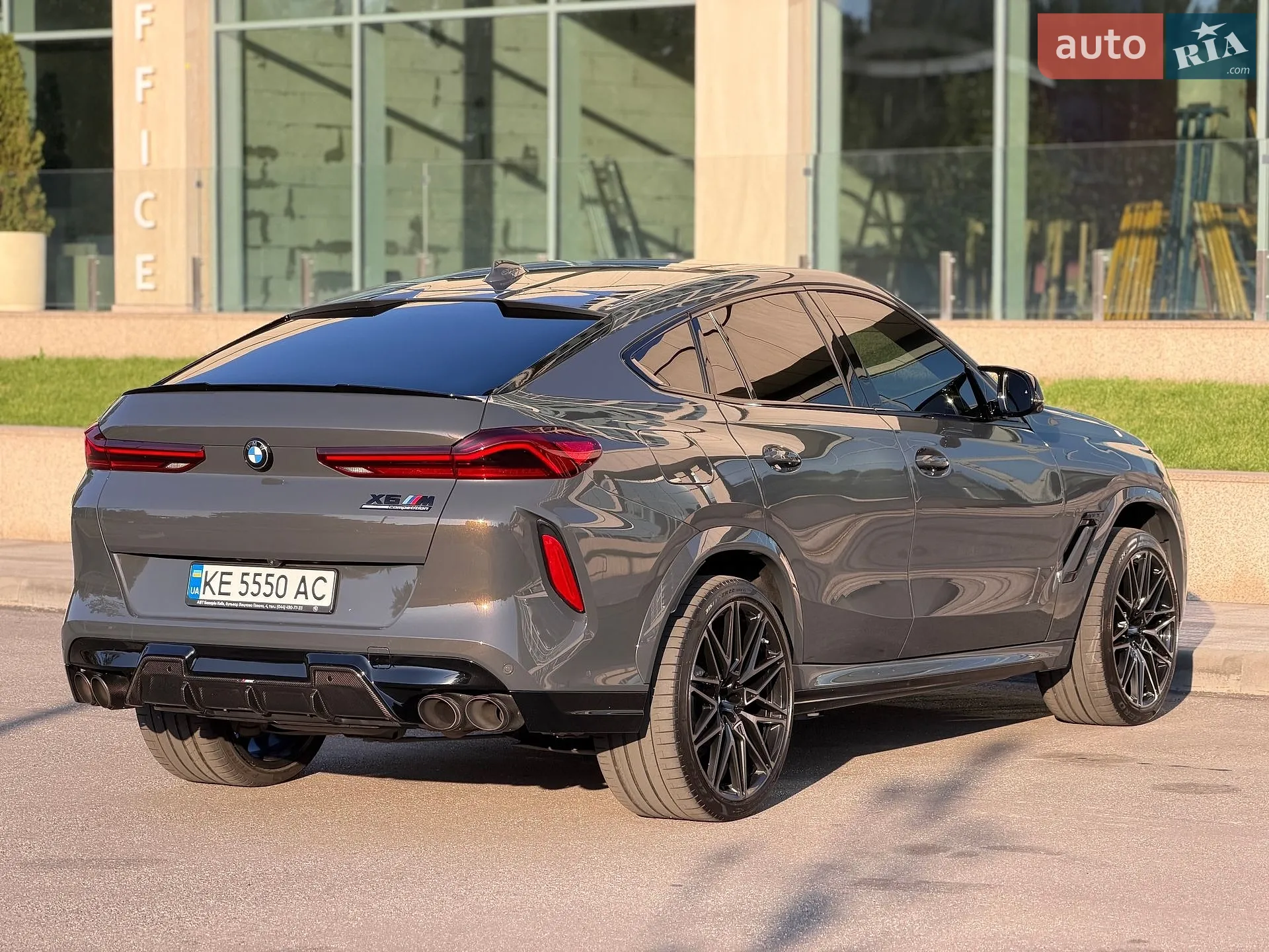 2022 BMW X6 M - мініатюра 7
