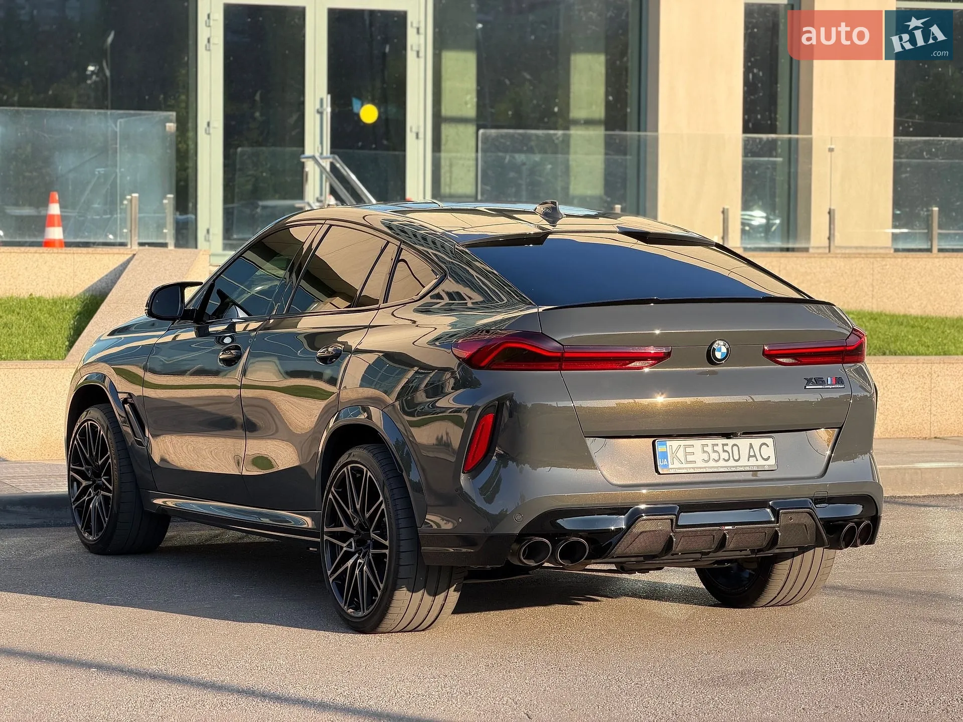 2022 BMW X6 M - мініатюра 12