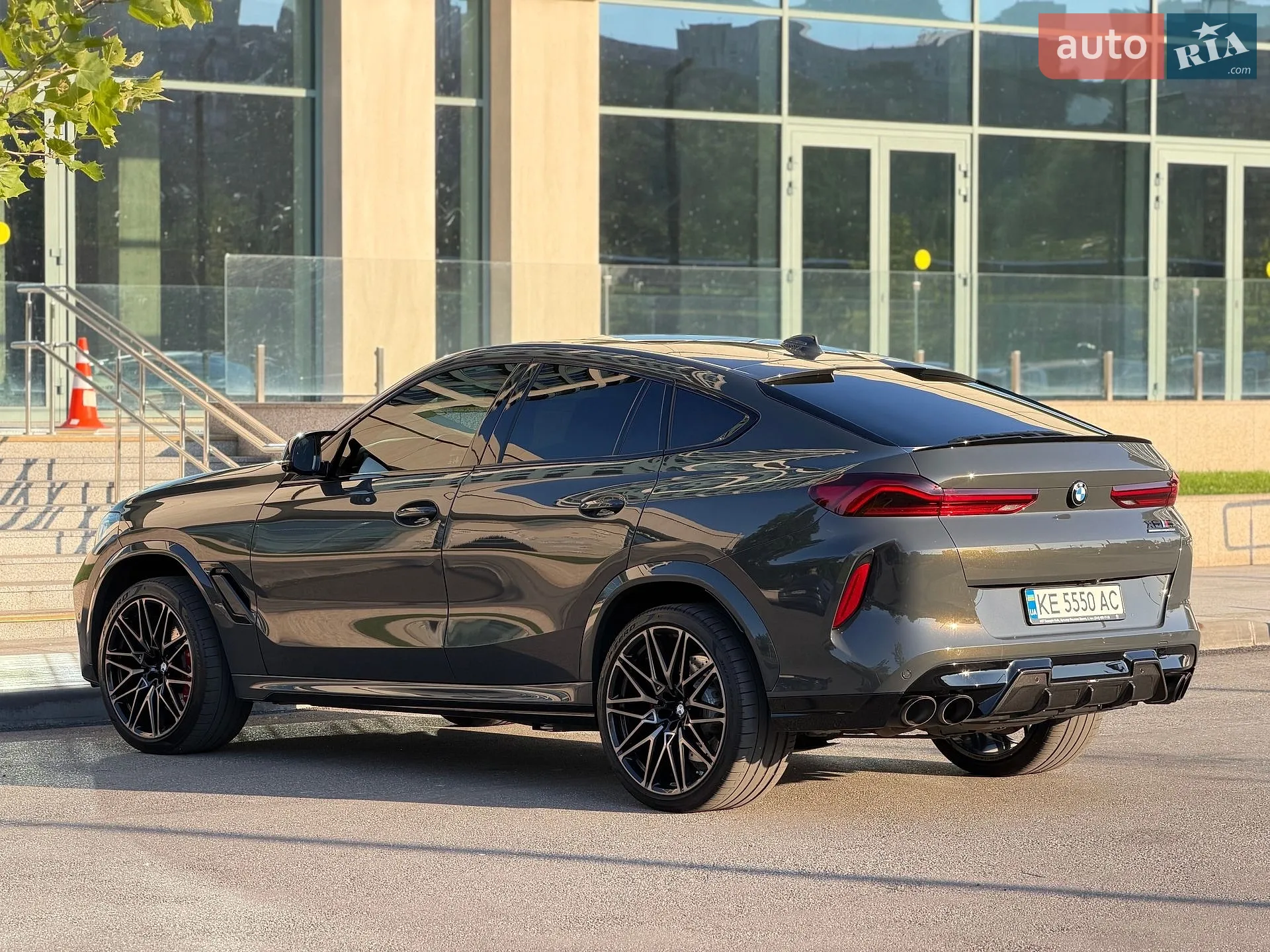 2022 BMW X6 M - мініатюра 13