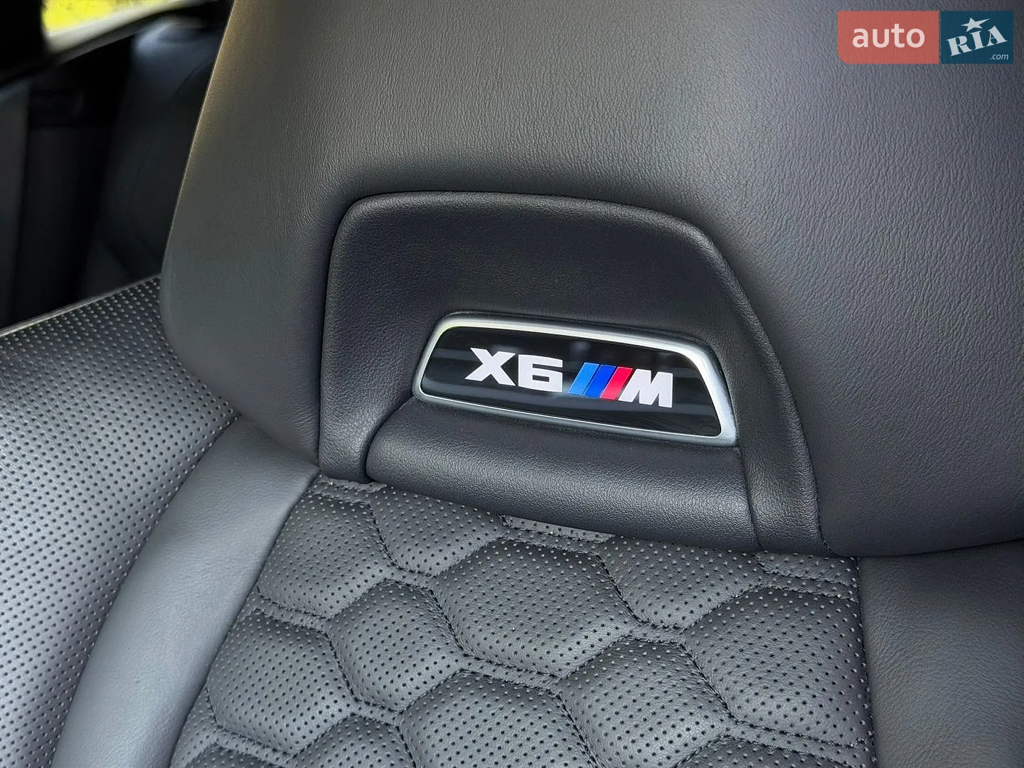 2020 BMW X6 M - мініатюра 28