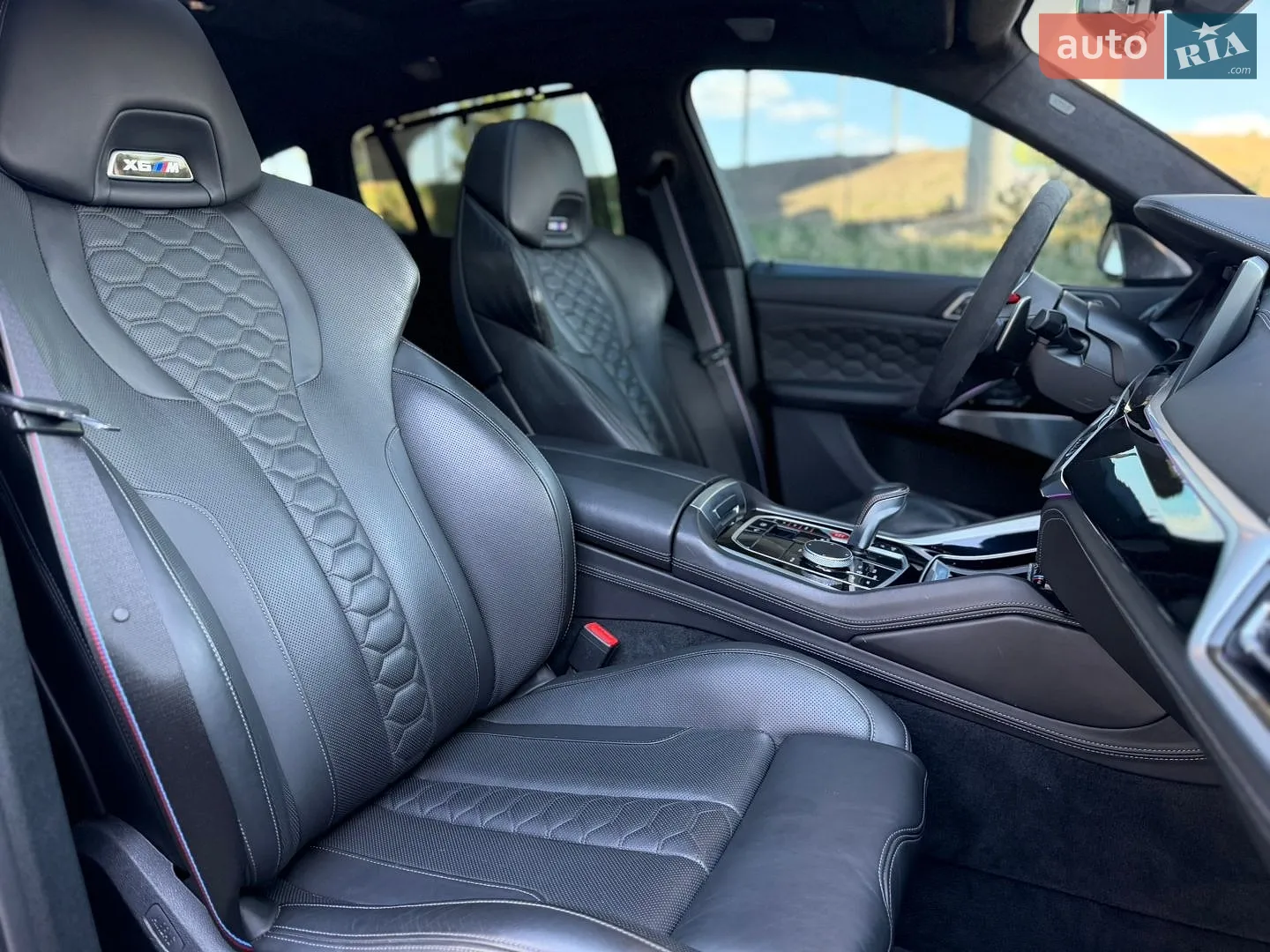 2020 BMW X6 M - мініатюра 39
