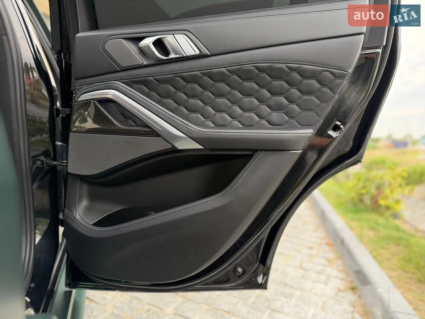 2020 BMW X6 M - мініатюра 81