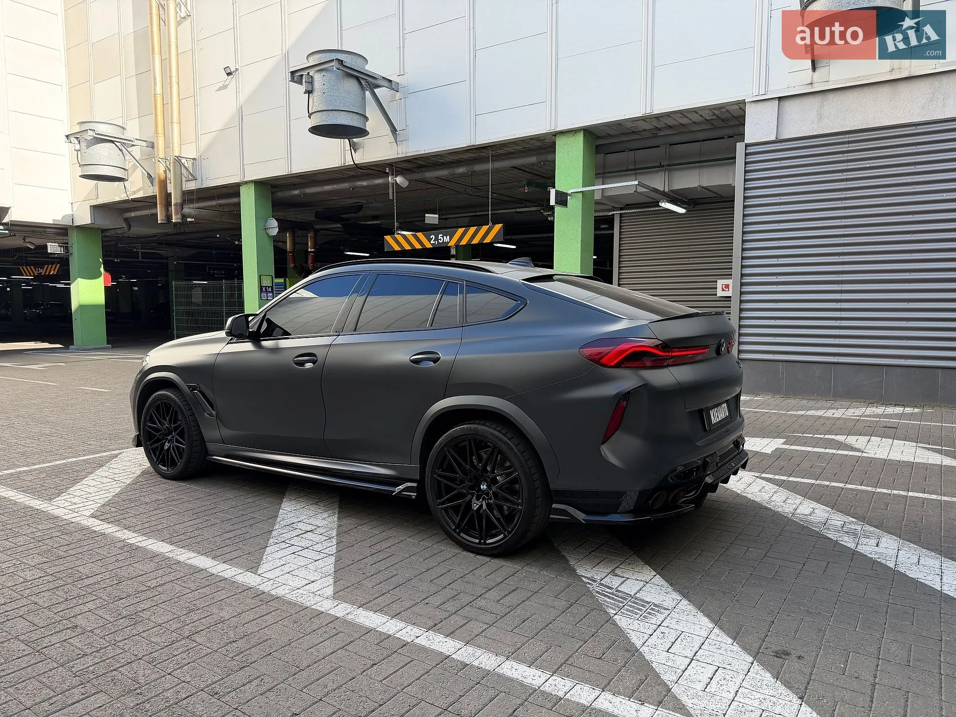 2021 BMW X6 M - мініатюра 10
