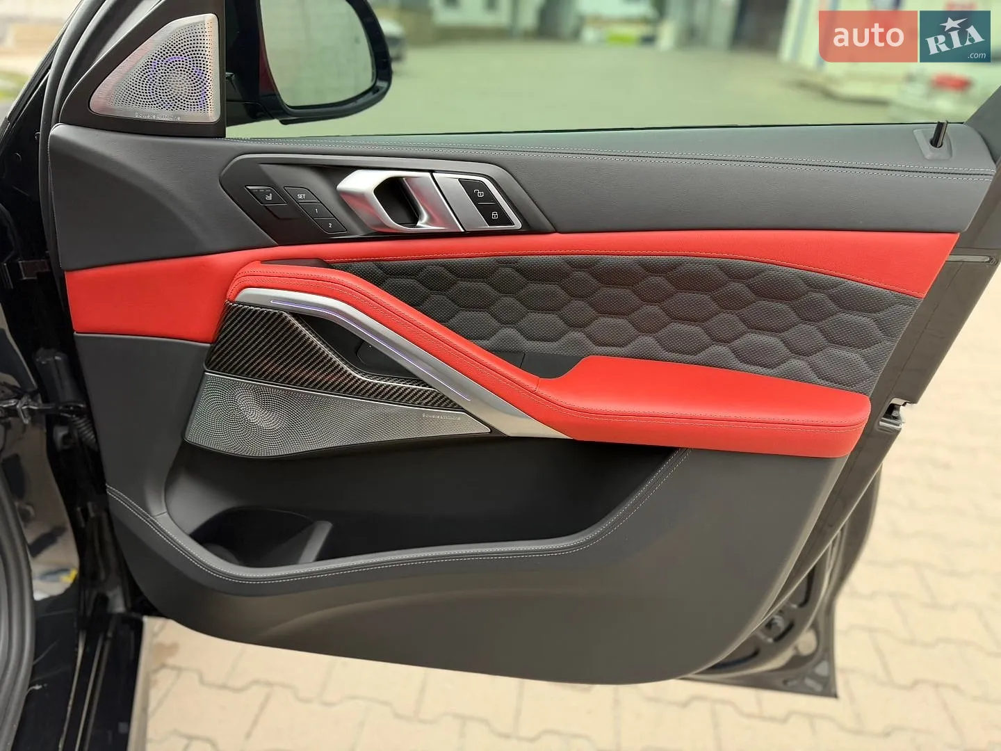 2023 BMW X6 M - мініатюра 47