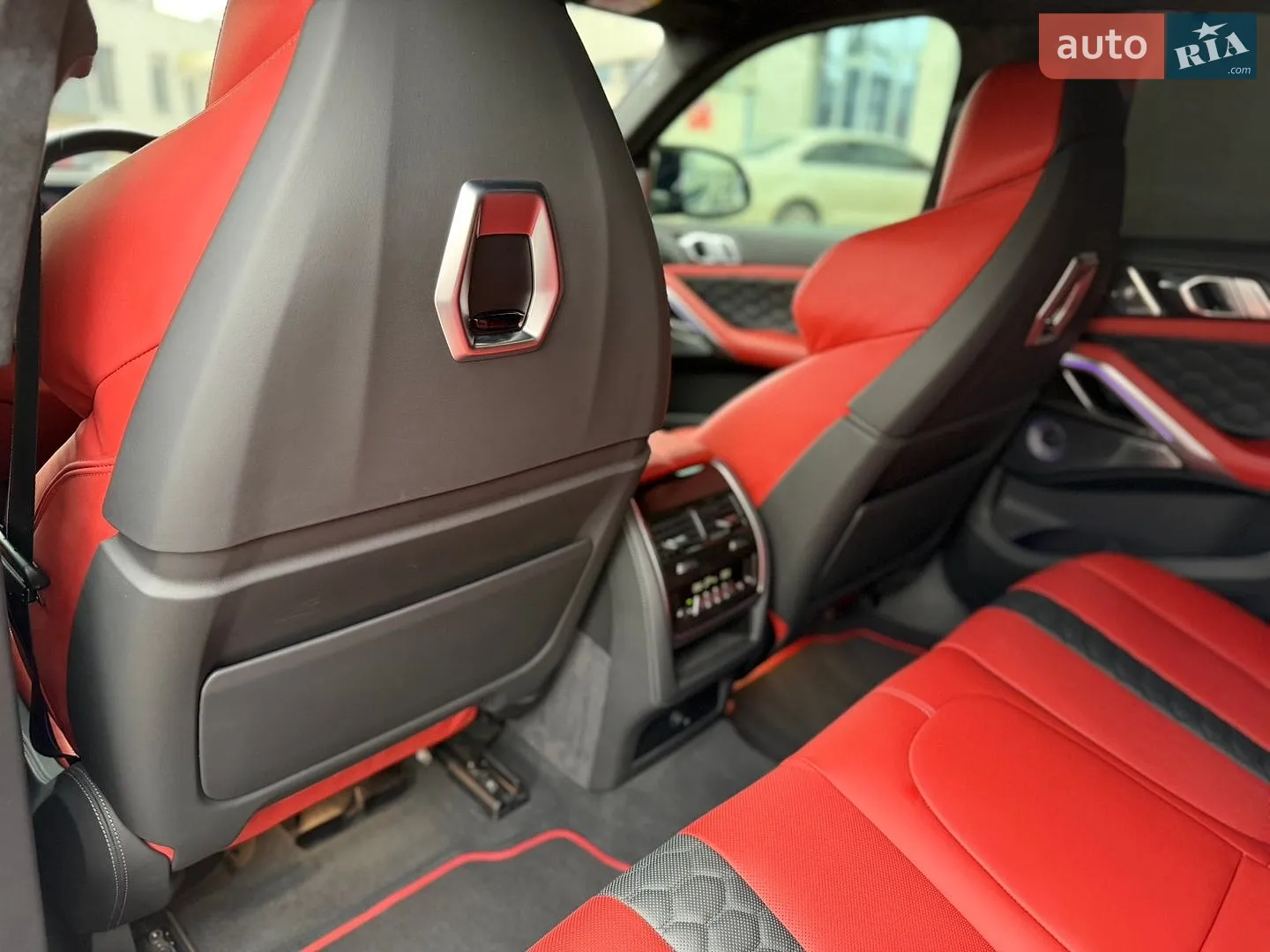 2023 BMW X6 M - мініатюра 41