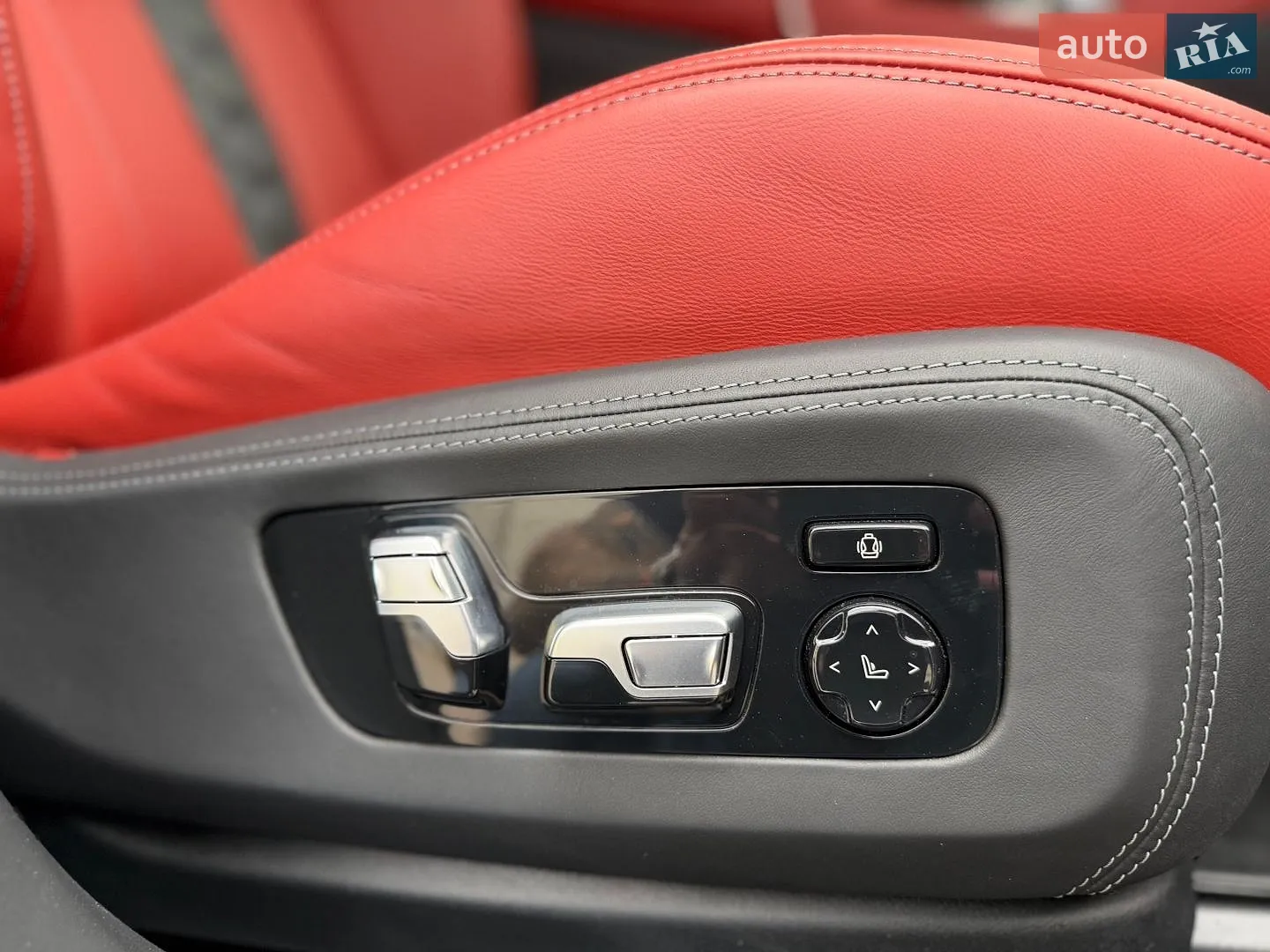 2023 BMW X6 M - мініатюра 49