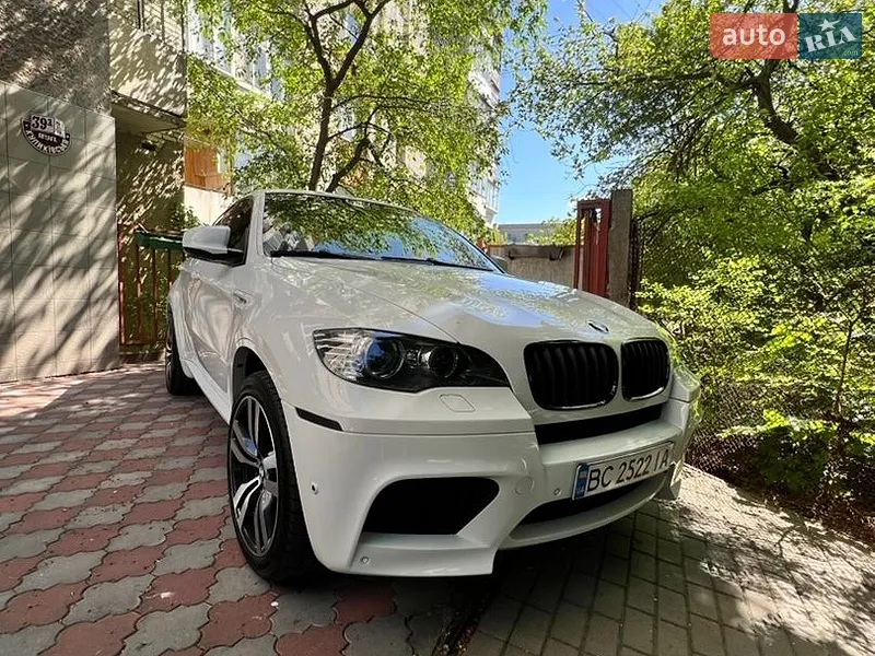 BMW X6 M 2011