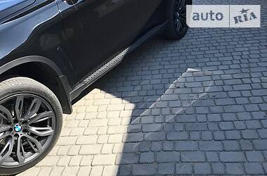 Позашляховик / Кросовер BMW X6 2017 в 