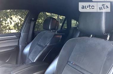 Позашляховик / Кросовер BMW X6 2013 в 