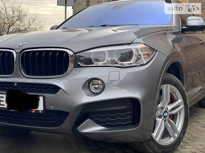 Позашляховик / Кросовер BMW X6 2016 в Чернівцях