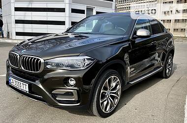 Позашляховик / Кросовер BMW X6 2014 в 