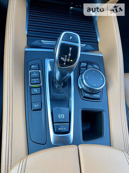 Внедорожник / Кроссовер BMW X6 2015 в Киеве