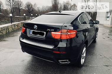 Позашляховик / Кросовер BMW X6 2009 в 