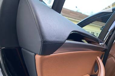 Позашляховик / Кросовер BMW X6 2011 в 