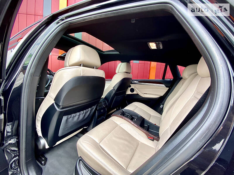 Позашляховик / Кросовер BMW X6 2010 в Києві