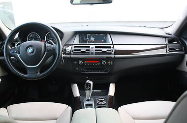 Позашляховик / Кросовер BMW X6 2014 в 