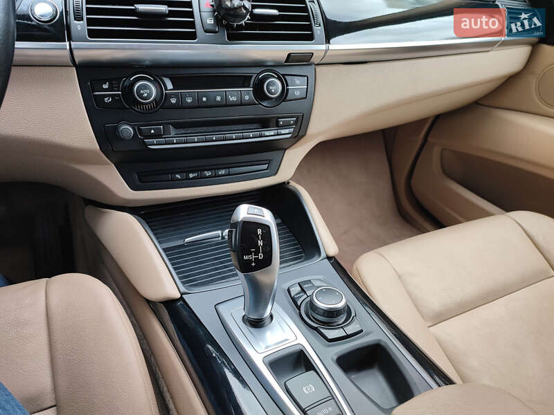 Позашляховик / Кросовер BMW X6 2013 в Харкові