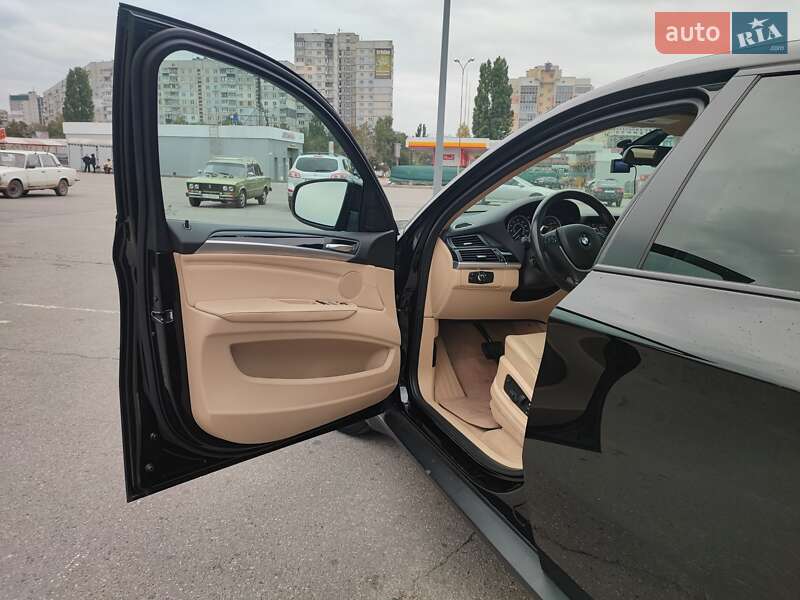 Позашляховик / Кросовер BMW X6 2013 в Харкові