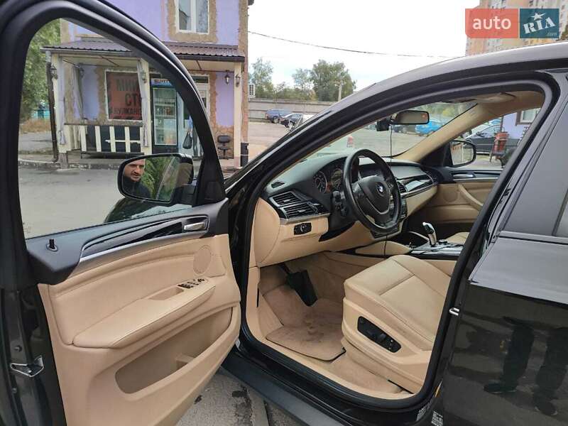 Позашляховик / Кросовер BMW X6 2013 в Харкові