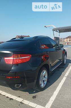 Внедорожник / Кроссовер BMW X6 2011 в Черновцах