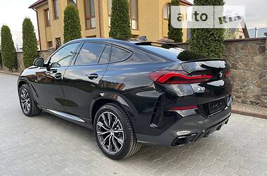 Позашляховик / Кросовер BMW X6 2021 в 