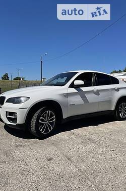 Внедорожник / Кроссовер BMW X6 2013 в Львове