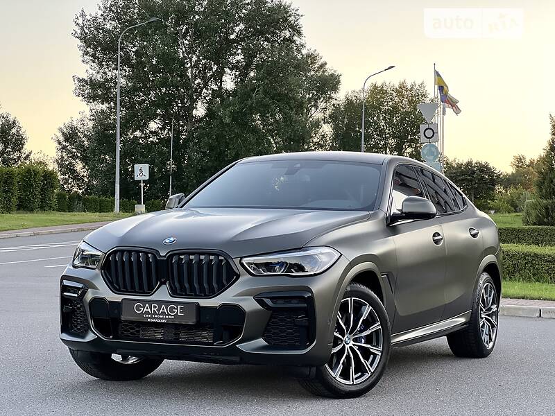 Позашляховик / Кросовер BMW X6 2021 в 