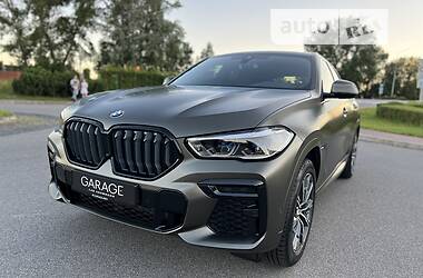 Позашляховик / Кросовер BMW X6 2021 в 