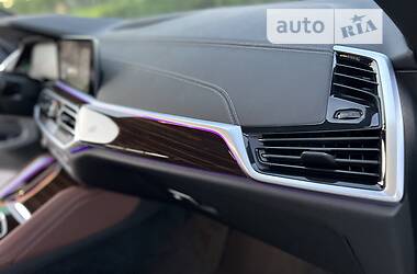 Позашляховик / Кросовер BMW X6 2021 в 