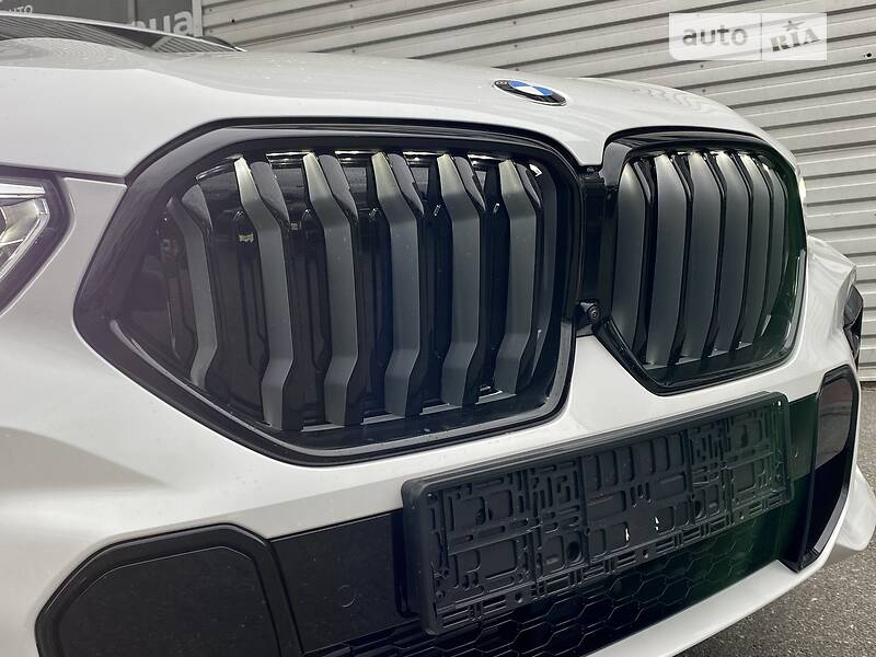 Внедорожник / Кроссовер BMW X6 2022 в Киеве