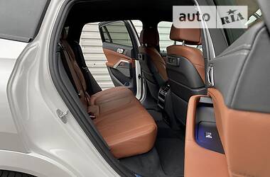 Позашляховик / Кросовер BMW X6 2022 в 