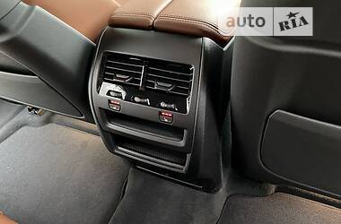 Позашляховик / Кросовер BMW X6 2022 в 