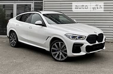 Позашляховик / Кросовер BMW X6 2022 в 