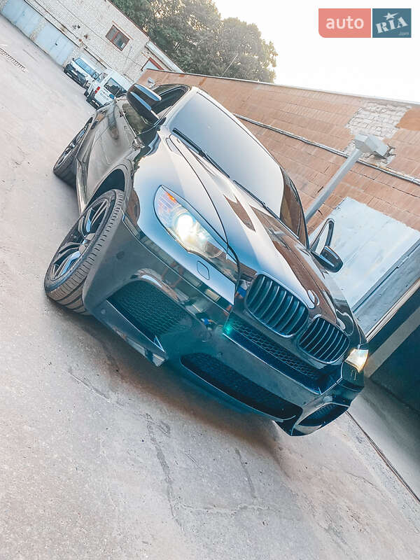 Позашляховик / Кросовер BMW X6 2010 в Черкасах