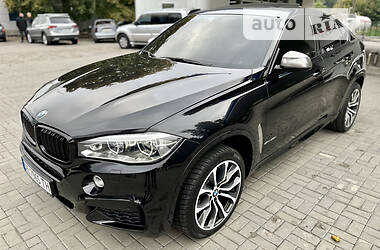 Внедорожник / Кроссовер BMW X6 2015 в 
