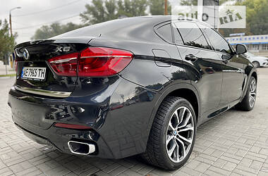 Внедорожник / Кроссовер BMW X6 2015 в 