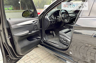Внедорожник / Кроссовер BMW X6 2015 в 