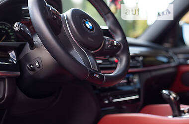 Позашляховик / Кросовер BMW X6 2015 в Чернівцях