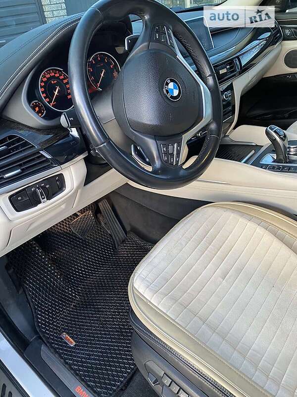 Внедорожник / Кроссовер BMW X6 2015 в Подольске