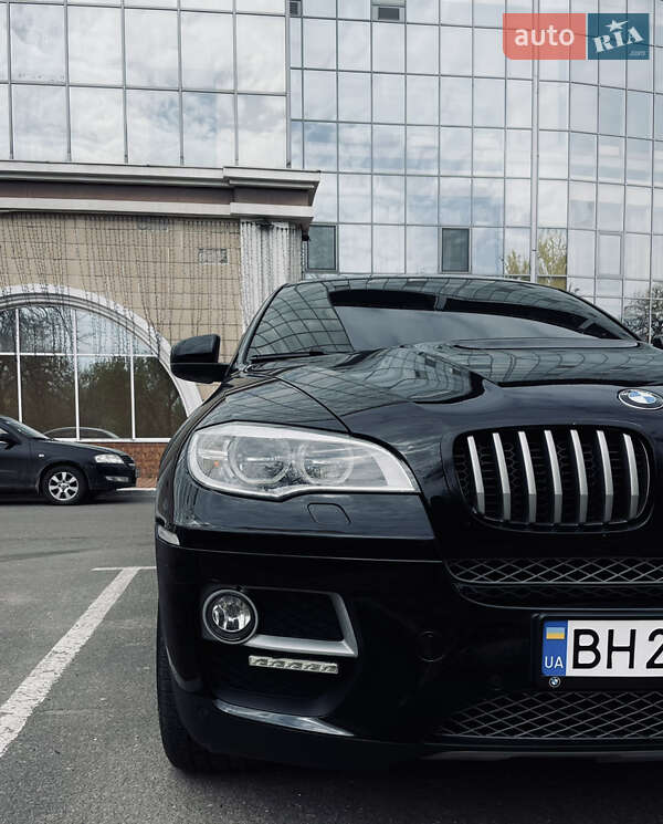 Внедорожник / Кроссовер BMW X6 2013 в Одессе